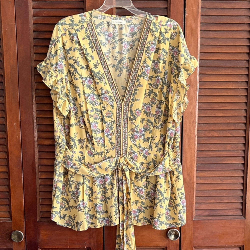 Max Studio Yellow Floral Blouse with Tie Waist